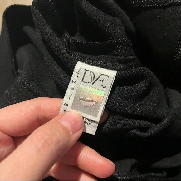 NWT Diane Von Fustenberg Clara Shift Mini Dress - Black - Size 2 - Picture 13 of 14